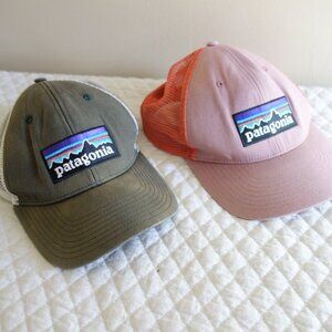 Two PATAGONIA Snap Back Mesh Caps – olive / mauve